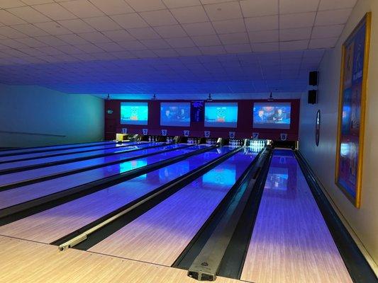 Bowling alley