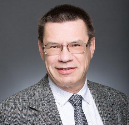 Dr. Vladimir Titov