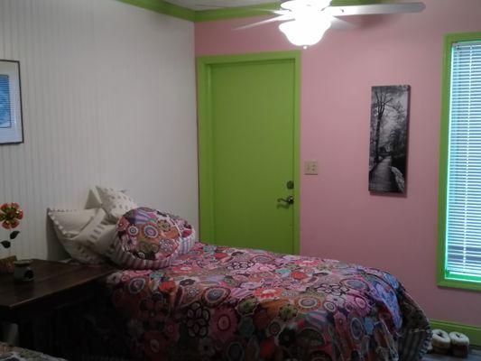 Sixties Retro Room - 2 BD