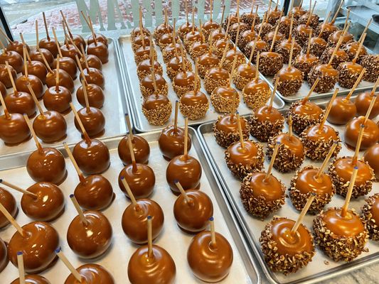 A freshly made batch of Caramel Apples made in our copper kettle.