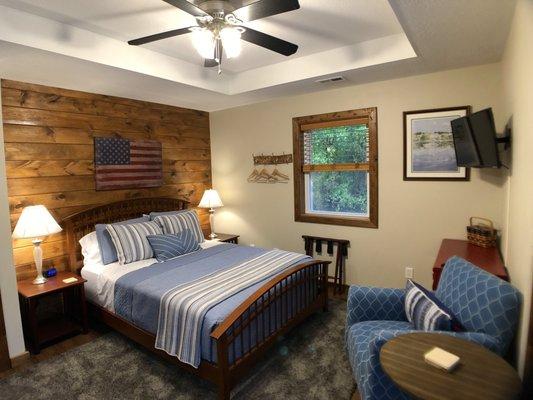 Sycamore Queen Suite includes private bath and patio.