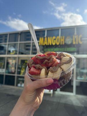 Açai-Pitaya Bowl