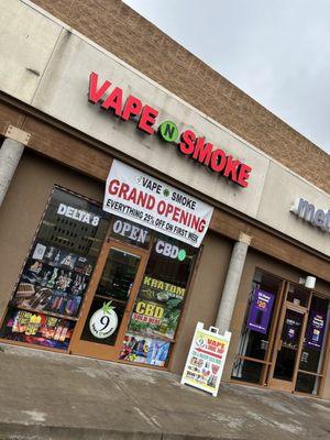 9 Vape And Smoke Shop