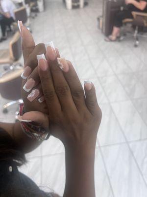 nails