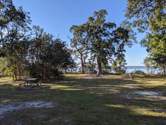 Picnic tables at Gulf Islands National Seashore