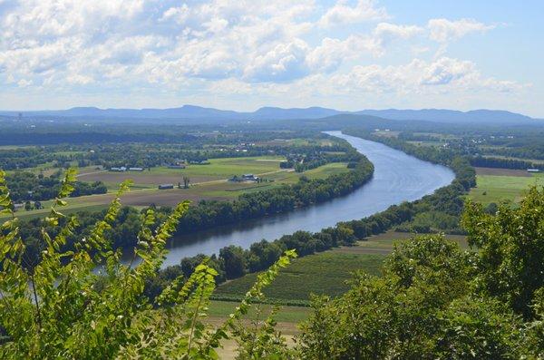 Pioneer Valley Mt. Sugarloaf View