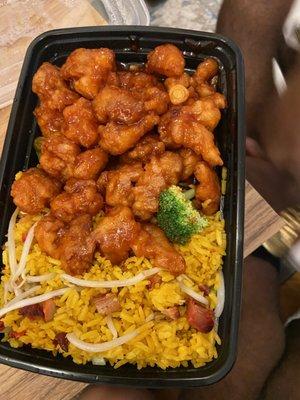 general tso chicken w/ pork fried rice