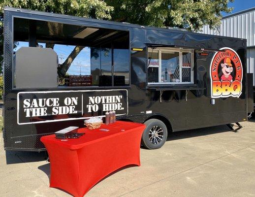 Notorious P.I.G. BBQ Food Truck