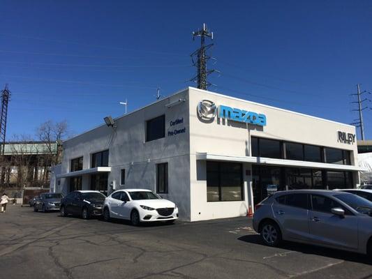 Riley Mazda showroom on a perfect sunny day!!