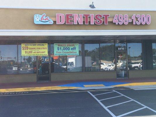 Tampa Sedation & Family Dentistry. Front Office