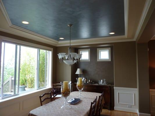 Specialty finish:   Metallic ceiling.