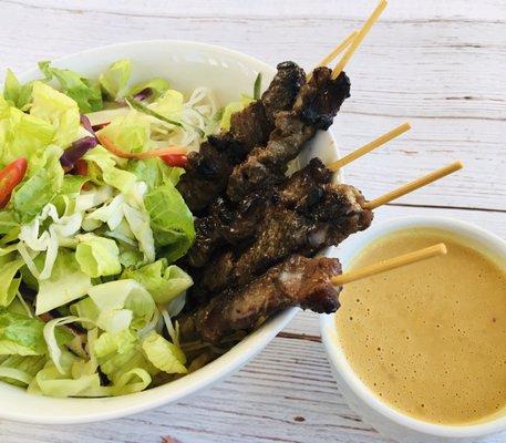 Beef satay salad.