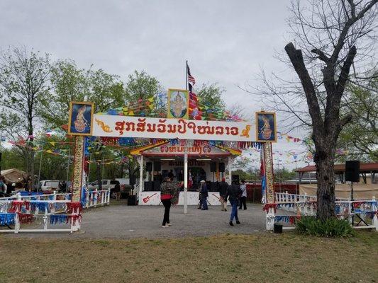 Laos new year at the temple