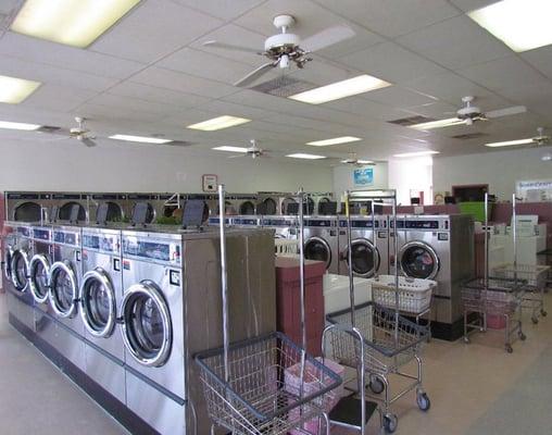 Grand Avenue Laundromat