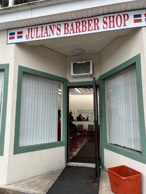 Julian’s Barber Shop