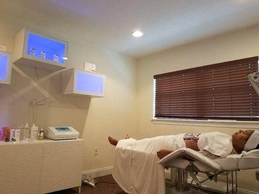 Our treatments room