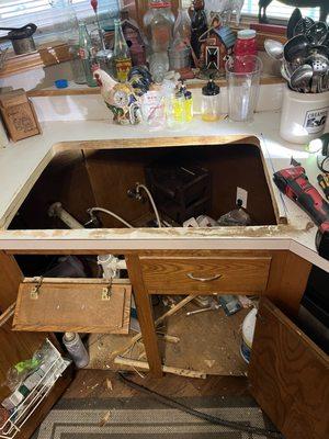 Process of sink replacement