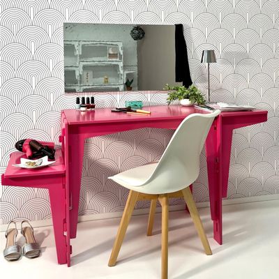 LIMITED EDITION
Barbiecore Glam Vanity Table in our favorite shade of pink!
Tabletop and extension leaves are all height adjustable