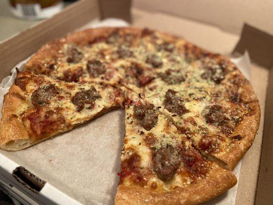 Medium sausage pizza