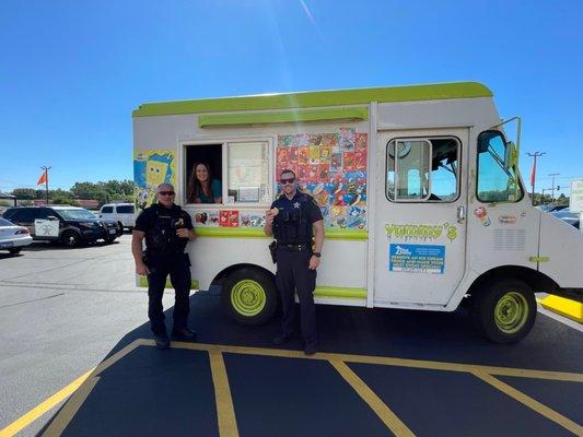 Yummy’s Ice Cream Truck