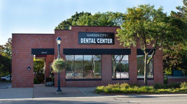 Welcome to Garden City Dental Center