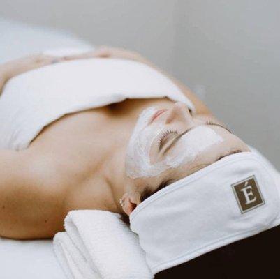 Reiki Healing Facial