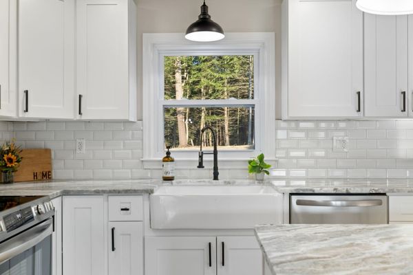 Quality Granite & Cabinets