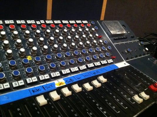 NEVE Melbourn sidecar console -  "11 channels of "Neve-iness"...--Cheif Engineer Jon Weil