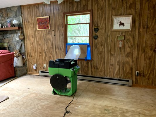 An Air Scrubber is placed while in the process of mold mitigation.