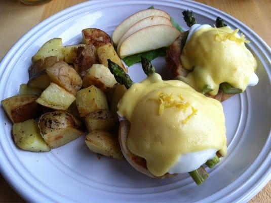 Eggs Benny with seasonal vegetable