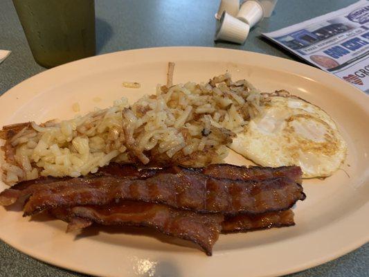 Bacon eggs and hash browns