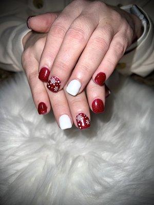 Simple Christmas nails