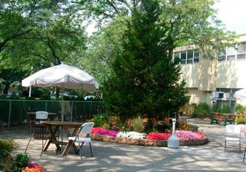 The Grove of Skokie's beautiful patio