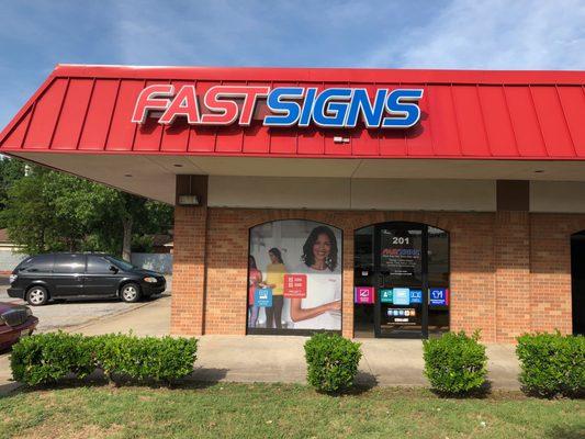 FASTSIGNS