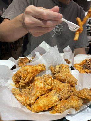 Hot fried chicken wings with less hot fried seasoning