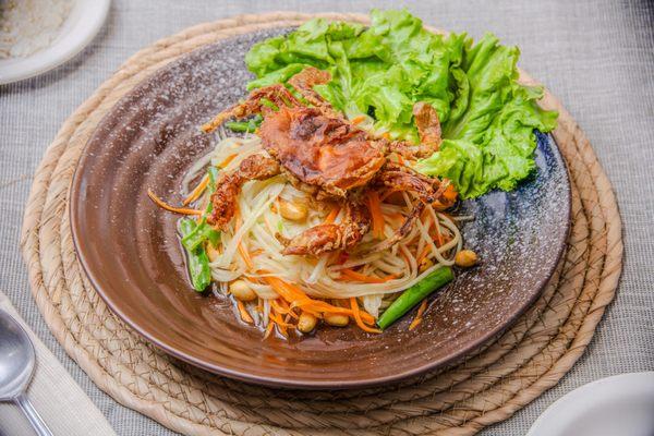 OH, Crab Salad
Thai famous papaya salad topped with deep fried soft-shell crab.