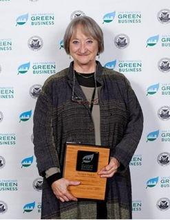 Lindsay Dyson accepting San Francisco Green Business Award 2013