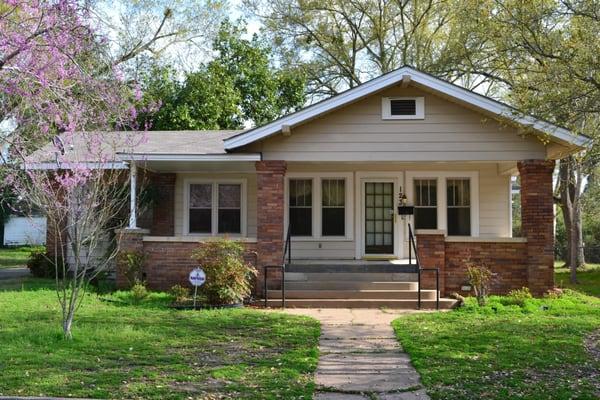 Charming 3/2 Formal LR & DR with original wood floors, fireplace, den, sunroom, additional room that could be 4th bedroom, co...