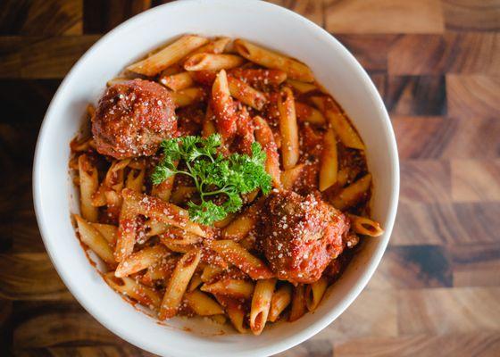 Penne w/meatballs