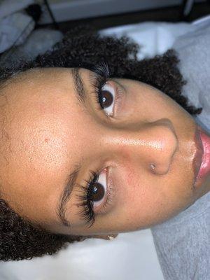 Hybrid mink lash extensions