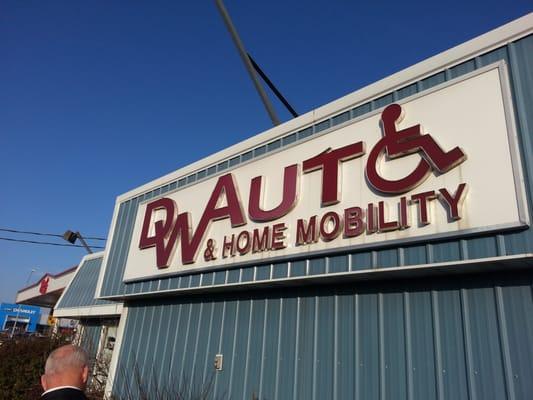 D W Auto & Home Mobility Specialties