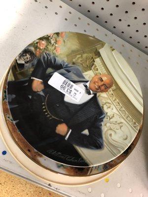 1/20/20. Albert Finney as Daddy Warbucks in the 1982 theatrical version of Annie. A commemorative plate.