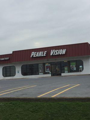 Pearle Vision of Harrisburg -- 5030 Jonestown Road / Route 22, Harrisburg       Storefront