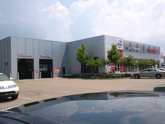 Jim Keras Nissan Service Bays