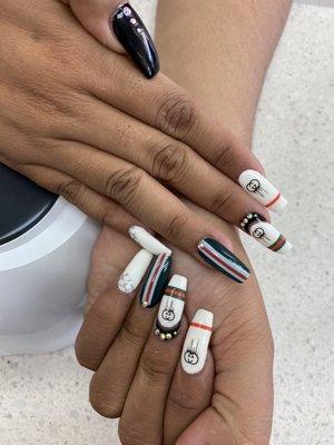 Cute Cuts & Nails