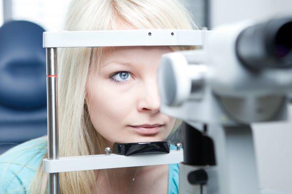 best cataract surgeons