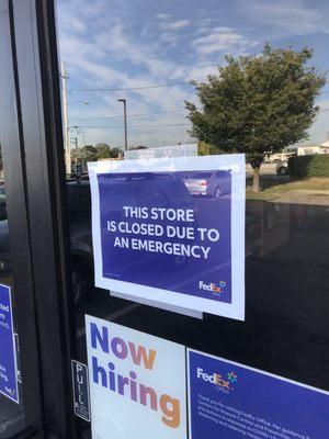 Store closed signage