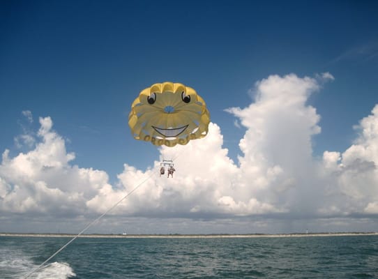 Smile High Parasail