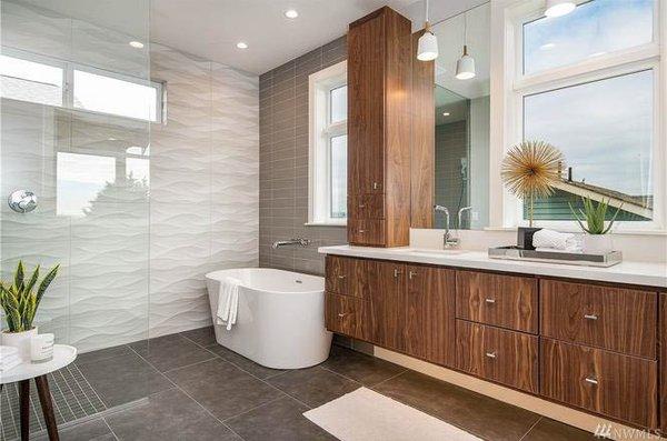 Bathroom cabinets - Seattle Cabinets