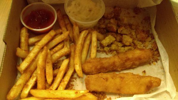 Fish and Chips dinner. See the pile of crumbs in the upper right corner? Those were supposed to be my hush puppies :(